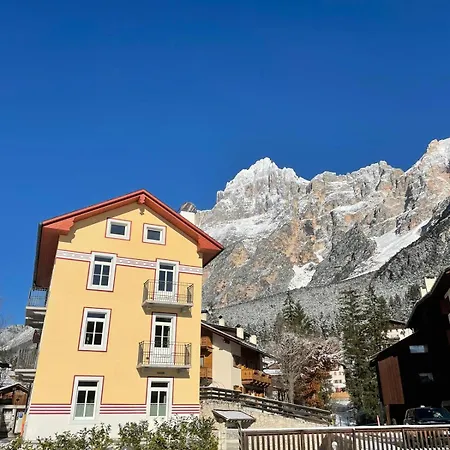 Vale E Schena Cortina D'ampezzo