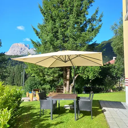 Vale E Schena Cortina D'ampezzo 산비토디카도레