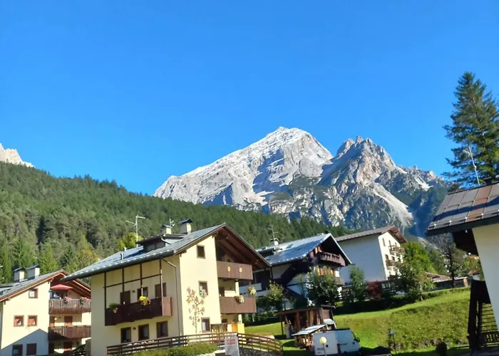 Vale E Schena Cortina D'ampezzo *